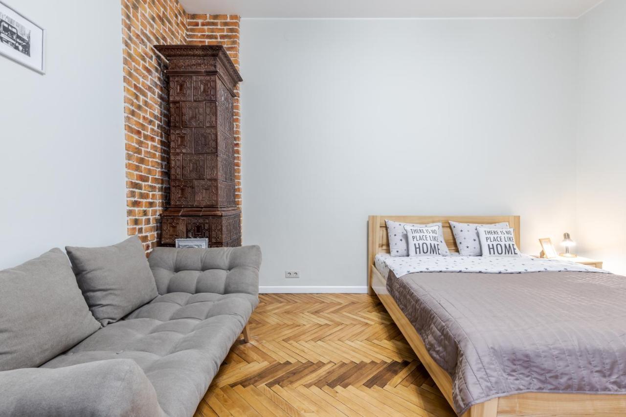 Inshiapartments On Teodora Square Львов Экстерьер фото