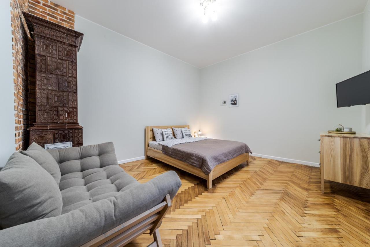 Inshiapartments On Teodora Square Львов Экстерьер фото
