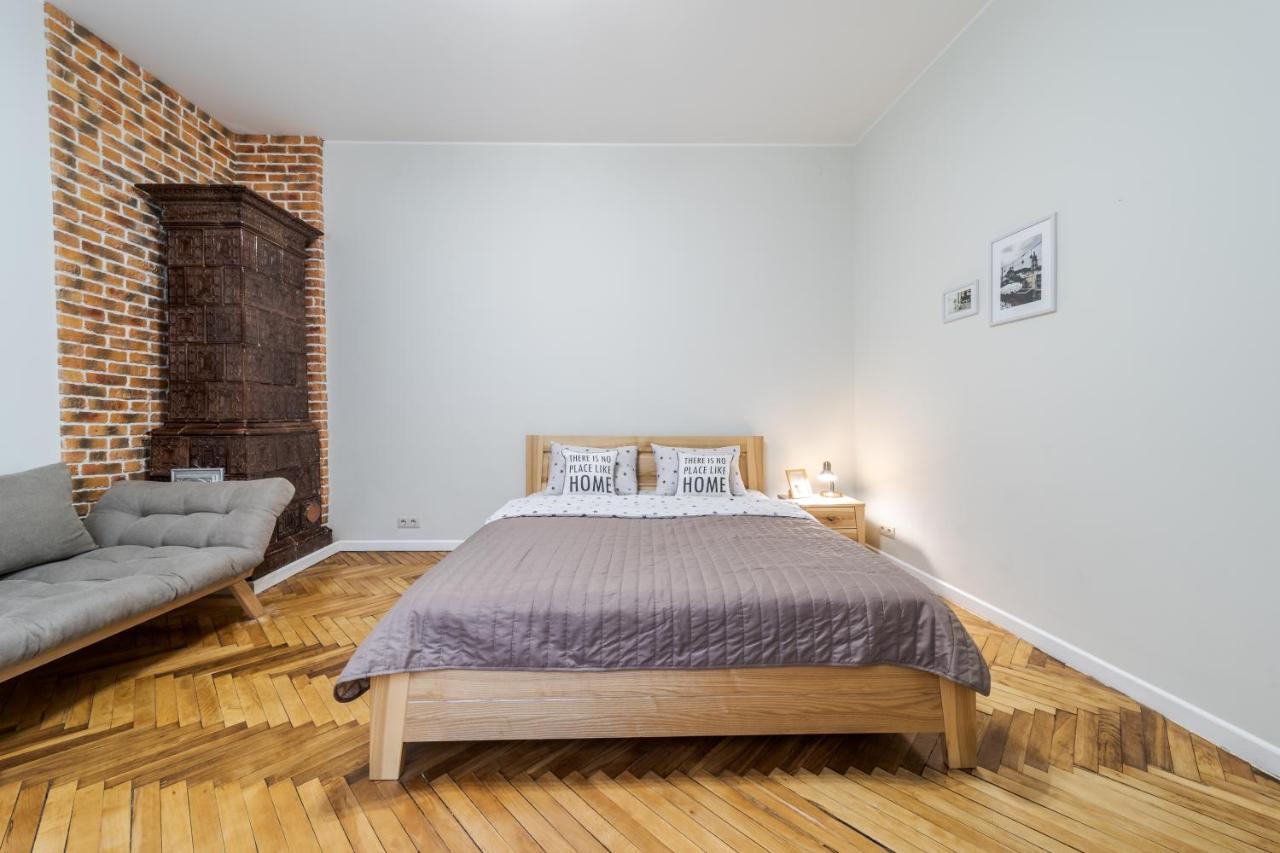Inshiapartments On Teodora Square Львов Экстерьер фото